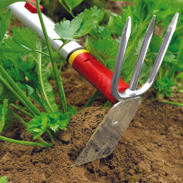 Hoes + Gardening Tools | WOLF Garten Garden Hoes - Wolf Garten USA