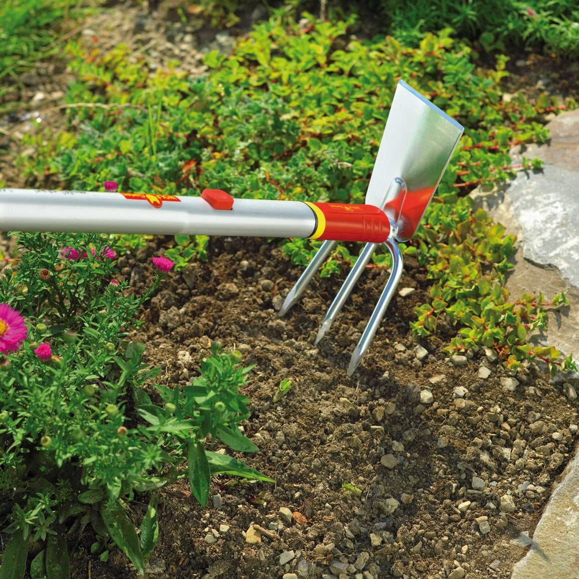 Garden Hoe - WOLF Garten Duo Hoe ILM3 - BlueStone Garden